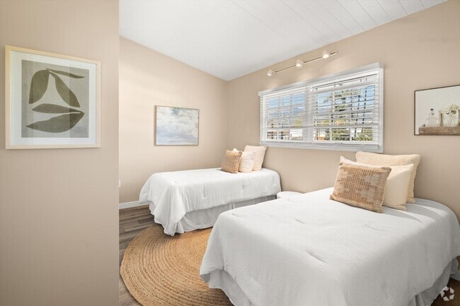Building Photo - Leadbetter Lofts Unit B20 - A