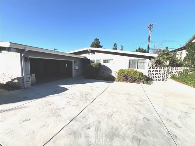 Photo - 1869 Copa Way