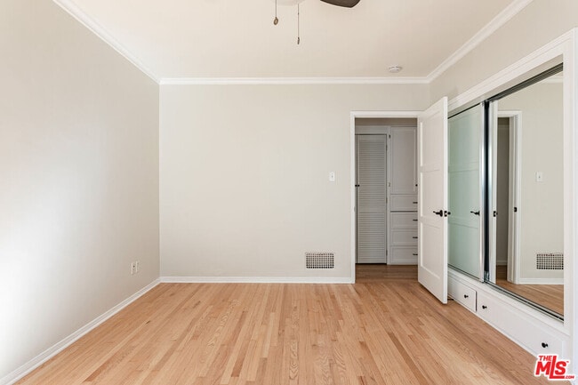 Photo - 2610 Griffith Park Blvd