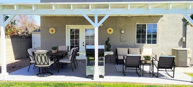 Photo - 1295 Harold Ave