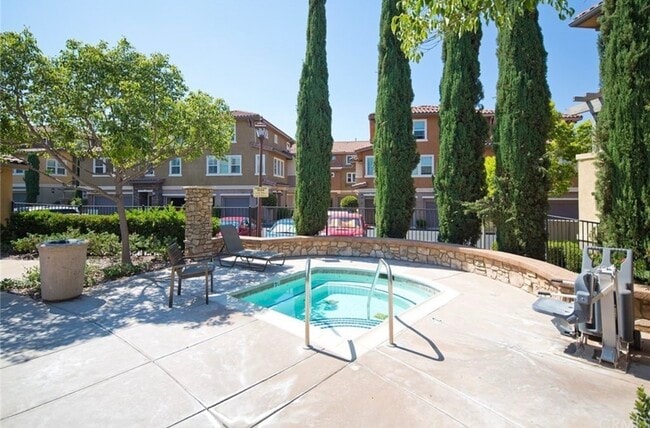 Photo - 85 Via Sovana