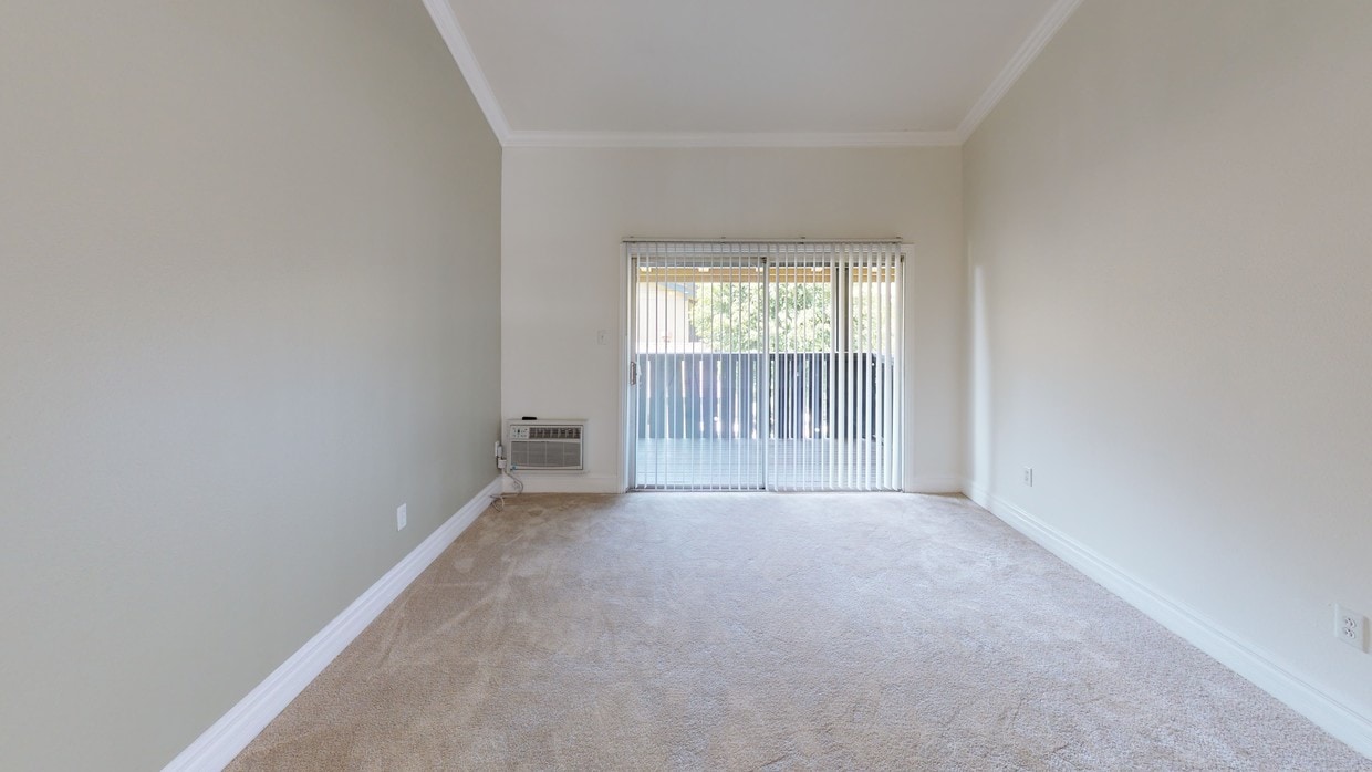 3D Tour - Glen Oaks Apartments