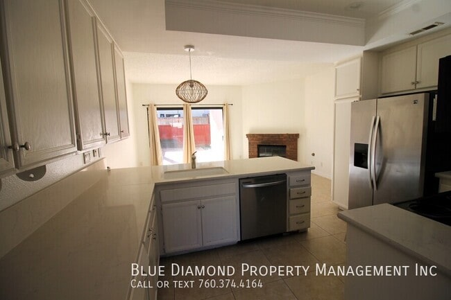 Photo - 2348 Summerhill-