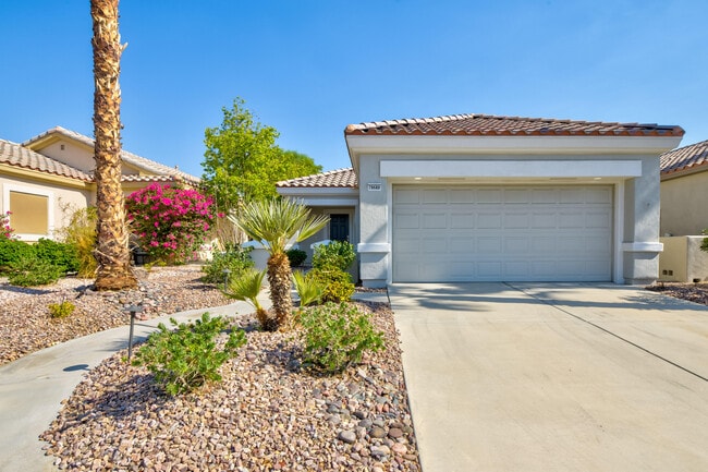 Photo - 78680 Postbridge Cir