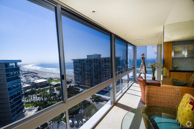 Building Photo - 1810 Avenida Del Mundo Unit 1609 Rental