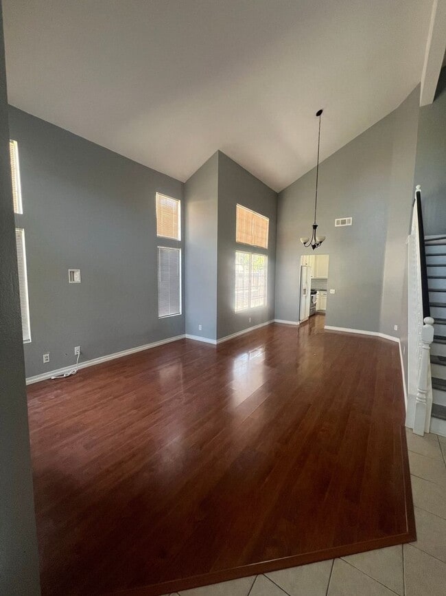 Photo - Welcome Home in the Desirable Orangecrest Community!