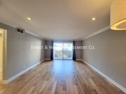 Photo - 421 W 6th St Unit #103
