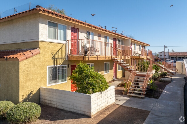 Encanto Apartments - Encanto Apartments