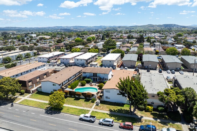 Photo - Copper Kettle Apartments