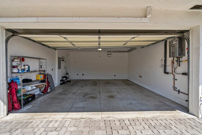 Photo - 9104 Burnet Ave