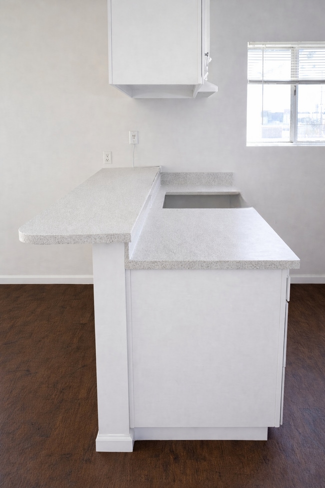 Photo - 1711 W 144th St Unit #4