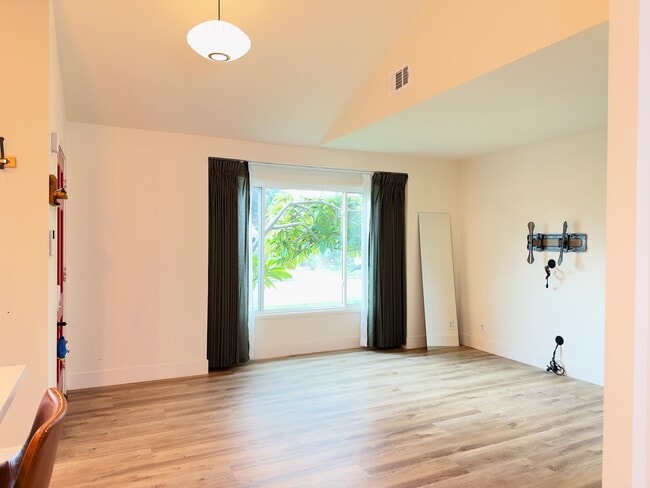 Photo - 5908 Graywood Ave