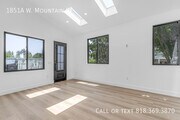 Photo - 1851 W Mountain St House