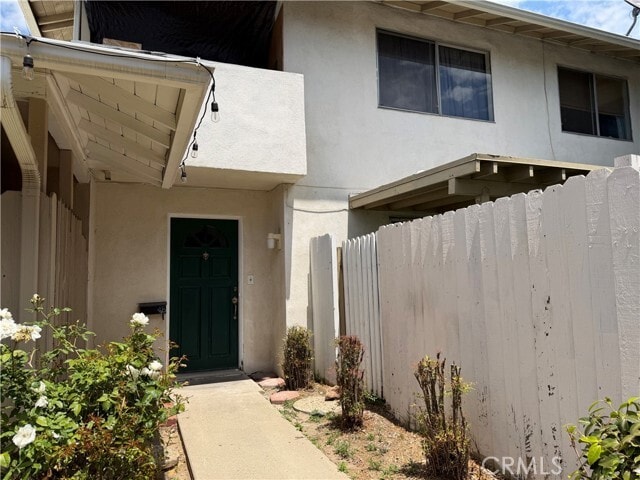 Building Photo - 619 S Cypress St Unit B
