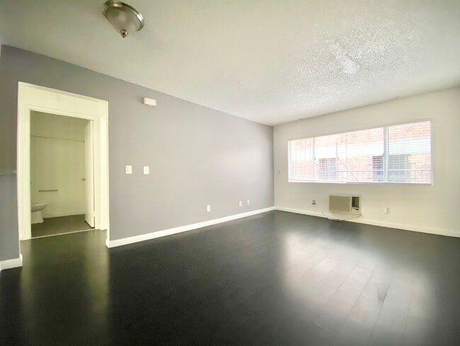 Photo - Rampart Village Apartments