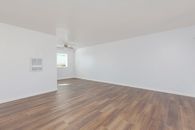 Photo - 251-255 Ebony Ave Unit 251