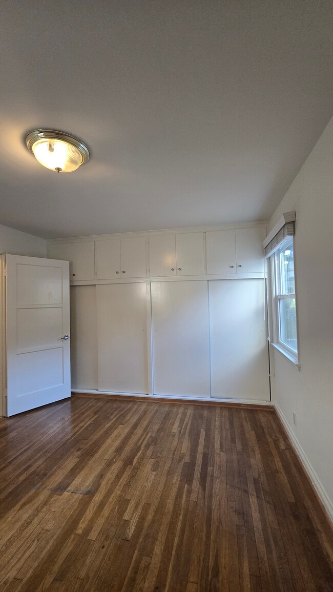 Photo - 1701 E Chevy Chase Dr Unit Chevy Chase