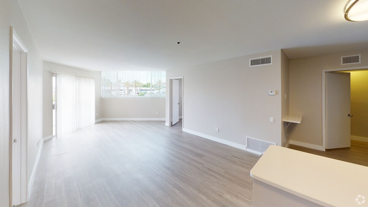 3D Tour - Terraces at La Jolla Village