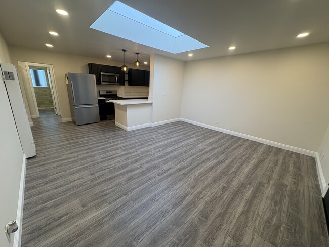 Building Photo - 2 Hermosa Ave Unit 1 Rental