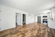 Photo - 523 W 78th St Townhome
