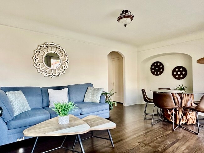 Photo - 211 Corona Ave Townhome