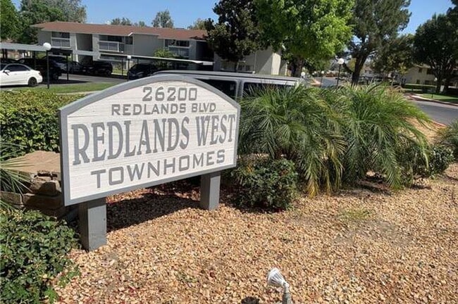 Building Photo - Large 2 Bedroom Redlands Condo Unit Available Now!