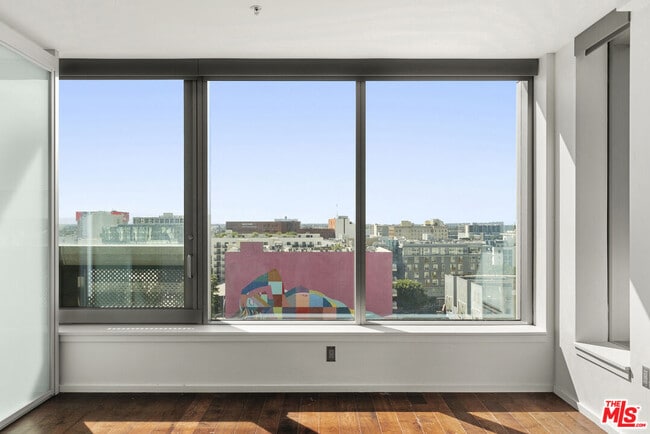 Photo - 1155 S Grand Ave Unit 1103