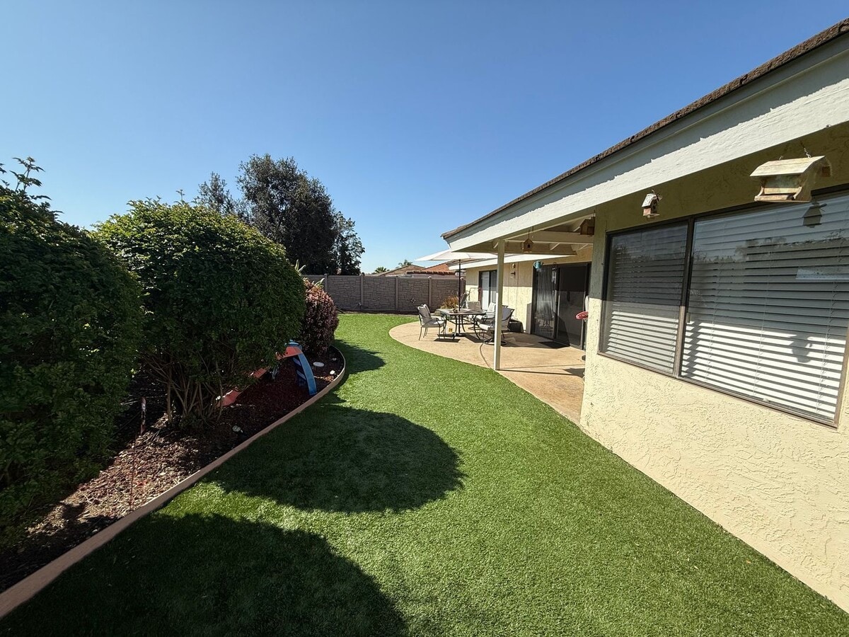 Spacious 4 bedroom 2 bath home located in ... - Spacious 4 bedroom 2 bath home located in ...