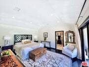 Photo - 12751 Mulholland Dr House
