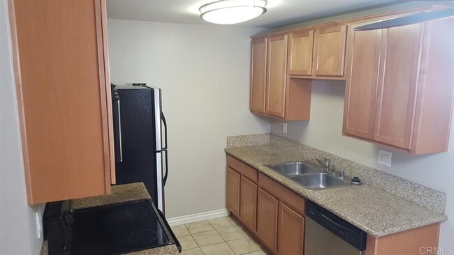 Photo - 1386 E Madison Ave