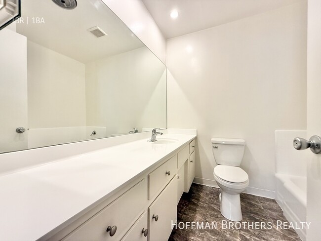 Photo - 1432 N Fairfax Ave Unit 3