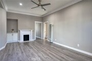 Photo - 337 W 10th St