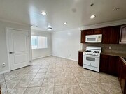 Photo - 13525 Vanowen St