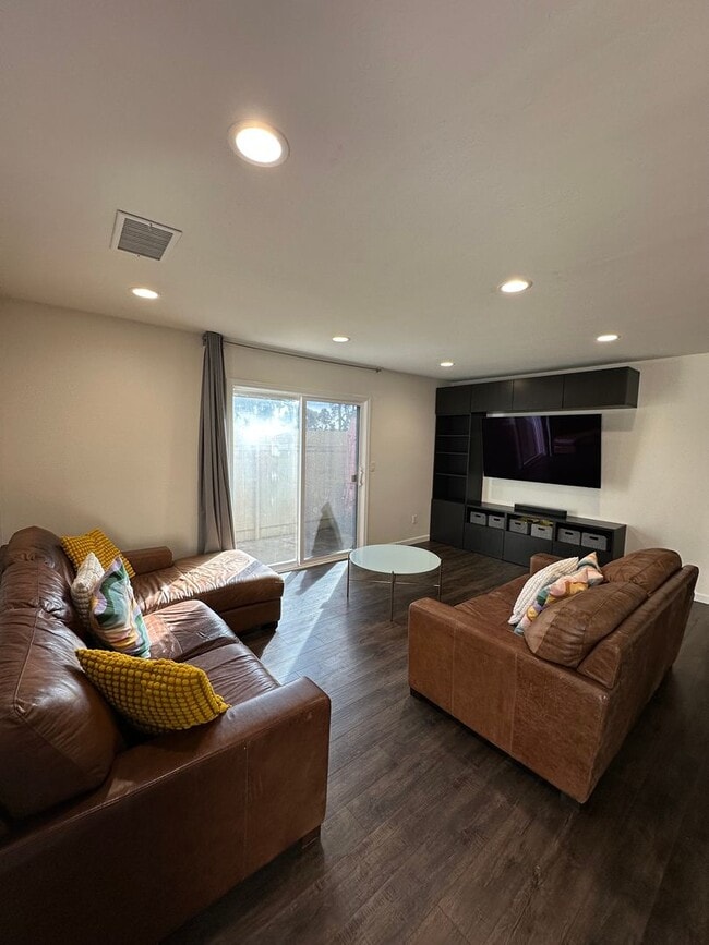 Photo - 7775 Camino Glorita