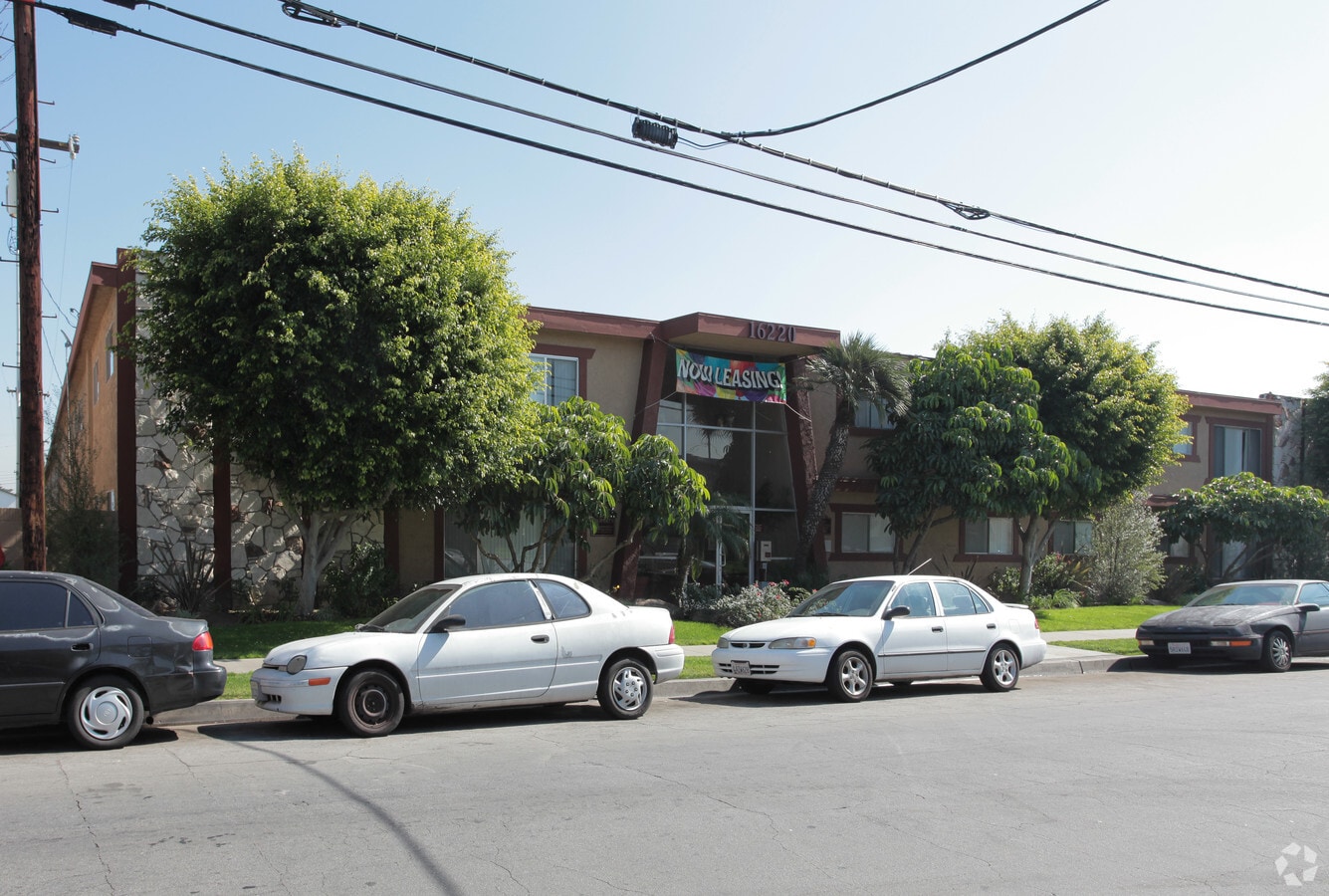 Photo - 16220 Cornuta Apartments