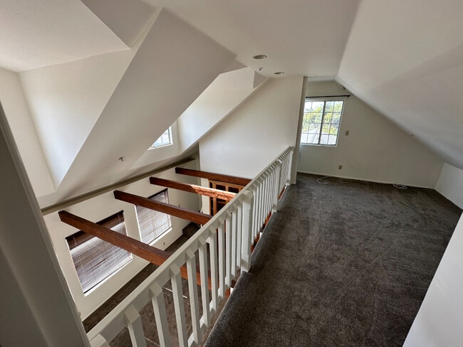 Photo - 236 S Helberta Ave Unit B