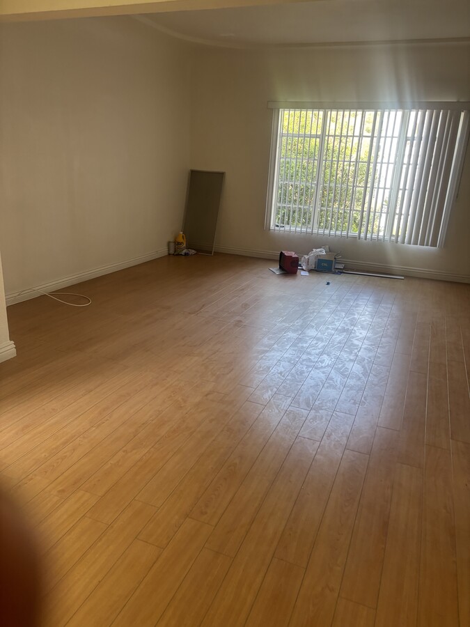 Photo - 1809 W 39th Pl House