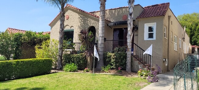 Building Photo - 1357 S Orange Dr Unit 1357