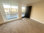 Photo - 931 W 19th St Unit 31