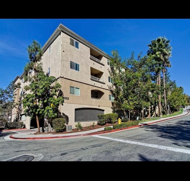 Building Photo - 7653 Mission Gorge Rd Unit 34