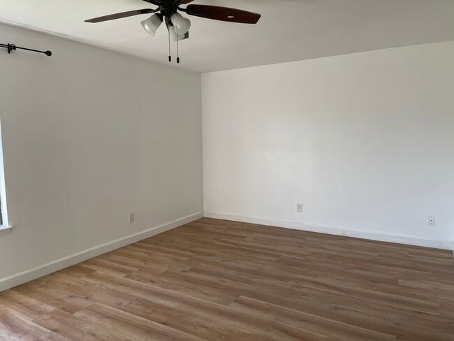 Photo - 16026 Timberhill Ln