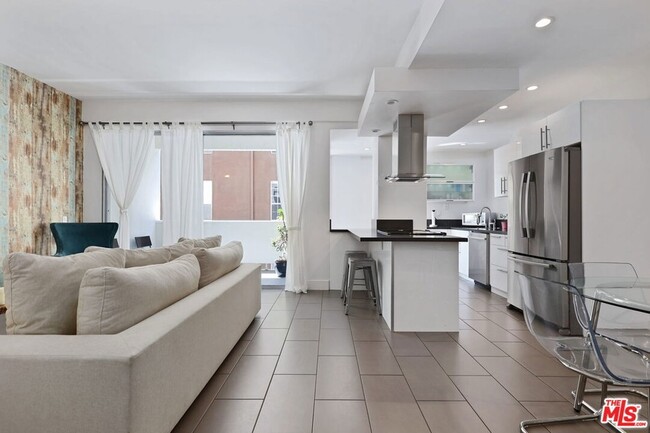 Photo - 7250 Franklin Ave