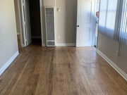 Photo - 568 Durham St