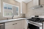 Photo - 938 N Croft Ave Apartments Unit 3
