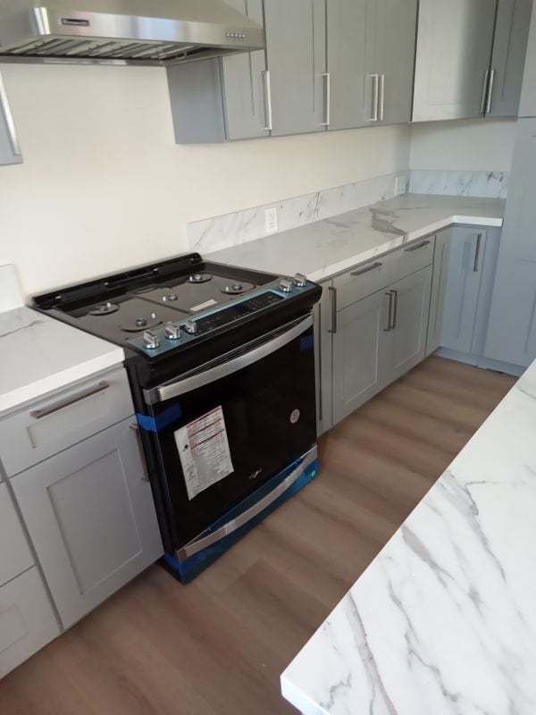 Photo - 1162 W Adams Blvd