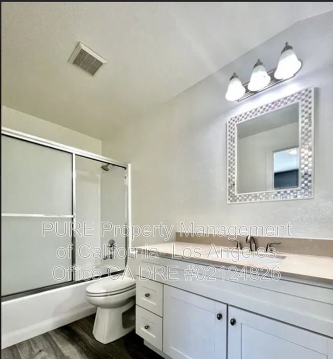 Photo - 1639 W 205th St