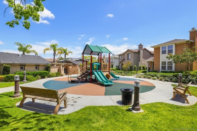 Photo - 2268 Lattice Ln