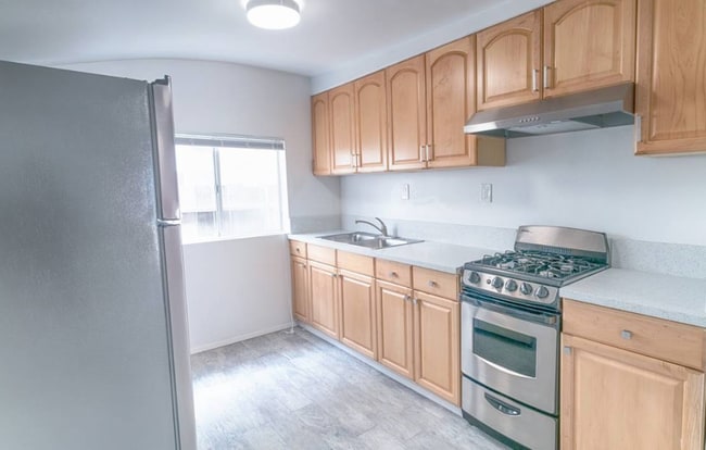 Photo - 2 Bedroom/1 Bathroom - Isla Vista Unit Penthouse - 930 CDS