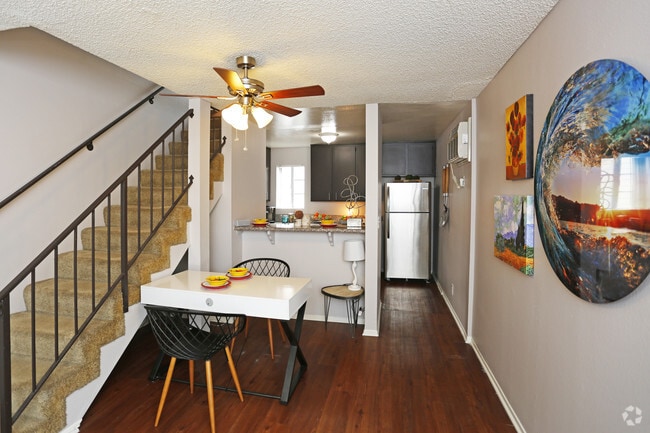 Lake Balboa Townhomes - Lake Balboa Townhomes