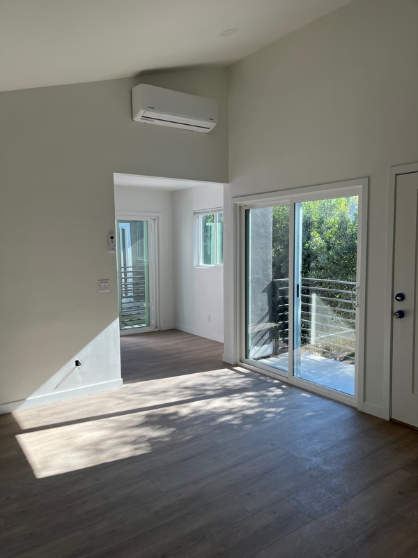 Photo - 4732 Bancroft St Unit 6